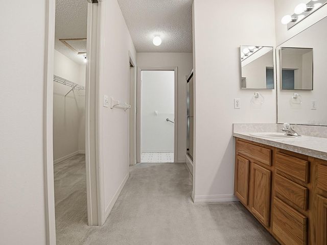 752 OLD OAKS LANE, Leesburg, FL 34748