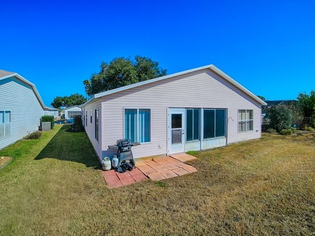 752 OLD OAKS LANE, Leesburg, FL 34748