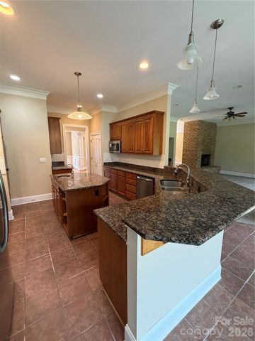 137 Wildwood Cove, Mooresville, NC 28117