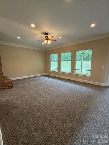 137 Wildwood Cove, Mooresville, NC 28117