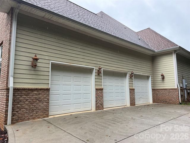 137 Wildwood Cove, Mooresville, NC 28117