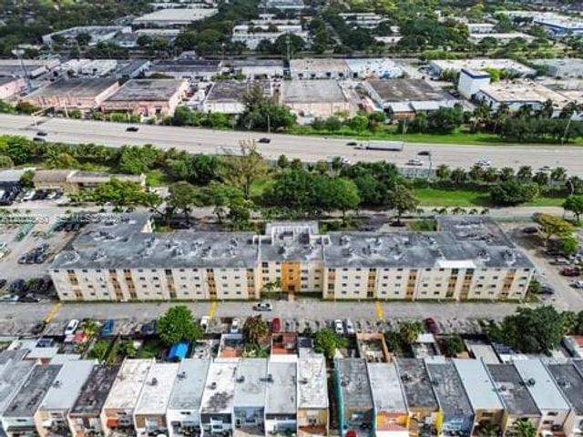 606 W 81st Street 120, Hialeah, FL 33014