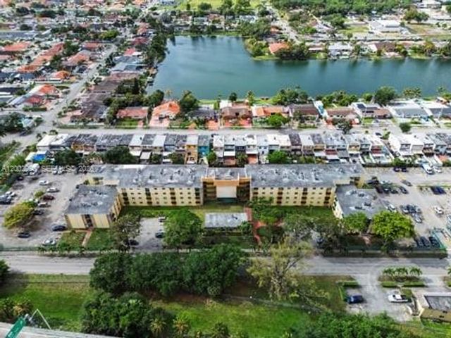 606 W 81st Street 120, Hialeah, FL 33014