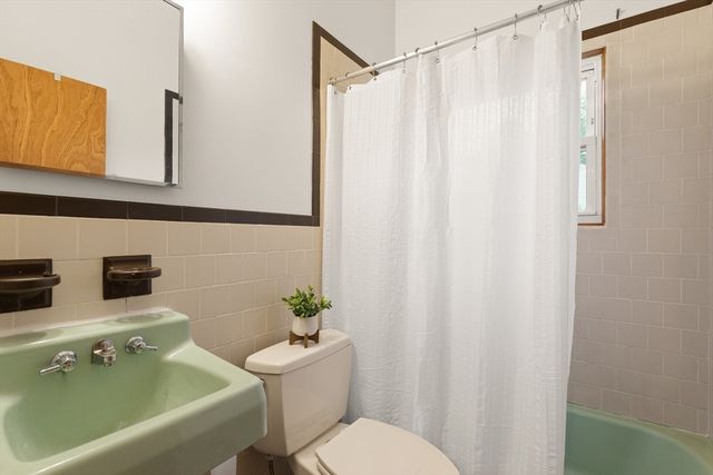 60 Holbrook Ave, Stoughton, MA 02072