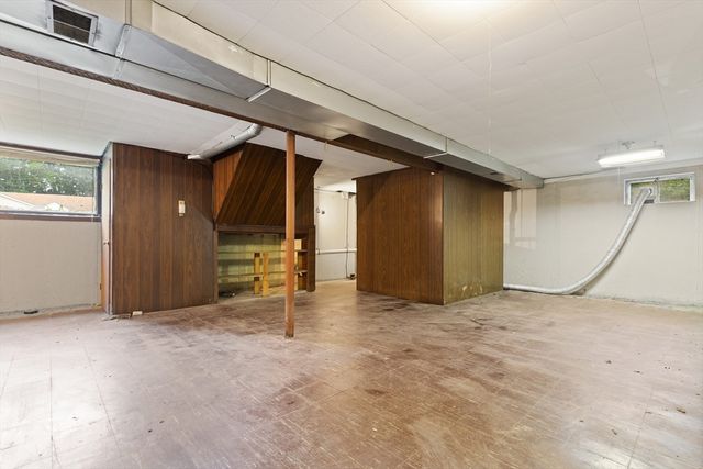 60 Holbrook Ave, Stoughton, MA 02072