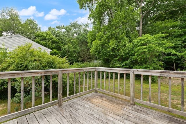 60 Holbrook Ave, Stoughton, MA 02072