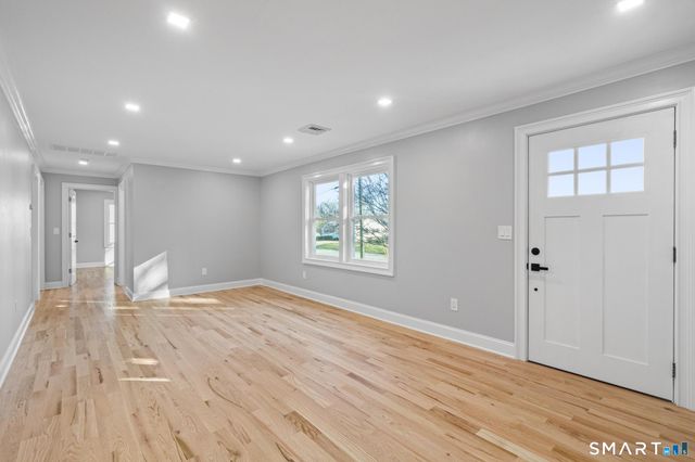 9 Pleasant Rise, Bethel, CT 06801