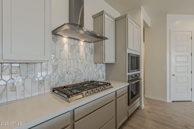 19019 W OCOTILLO Road, Waddell, AZ 85355