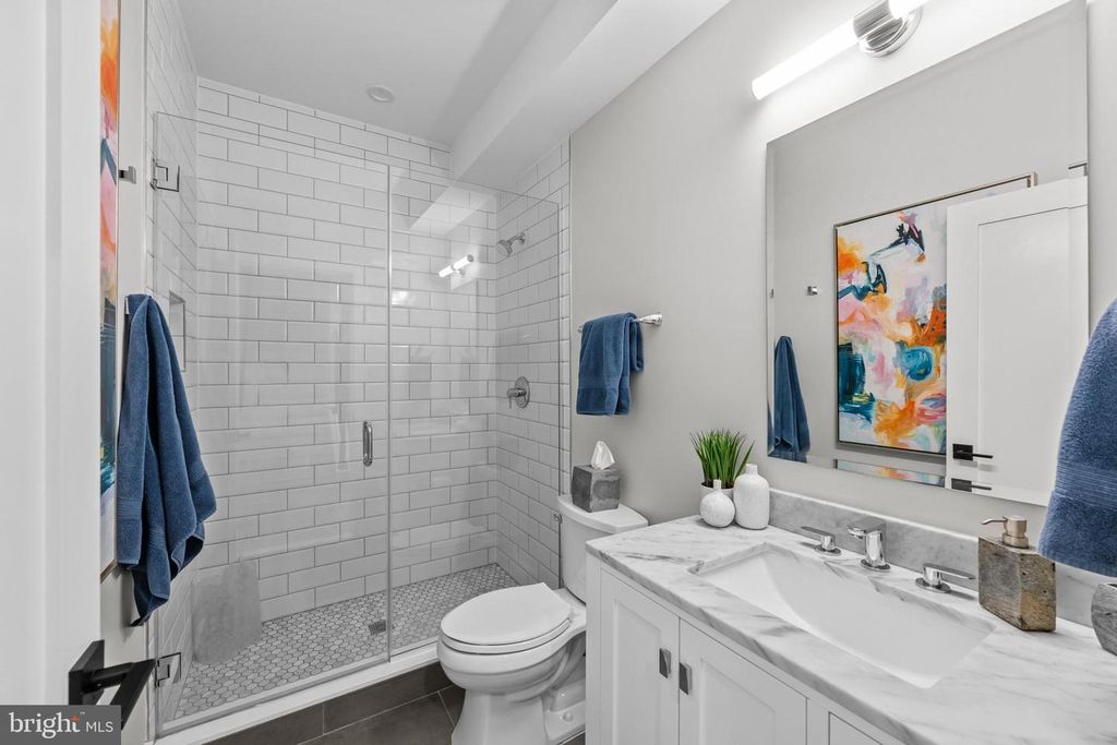 Image 28 of property listing at 1216 I ST NE #A, Washington, DC 20002