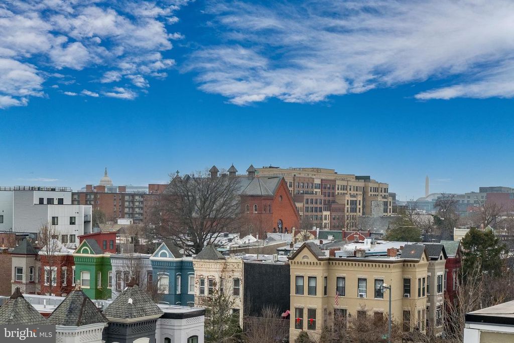 Image 33 of property listing at 1216 I ST NE #A, Washington, DC 20002