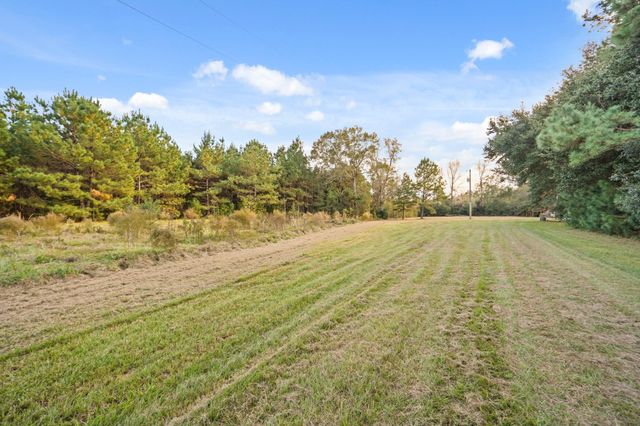 509 County Road 2096, Liberty, TX 77575