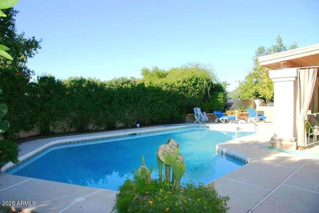 8397 E THOROUGHBRED Trail, Scottsdale, AZ 85258