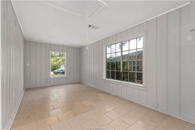401 Dunn Street, Bryan, TX 77801