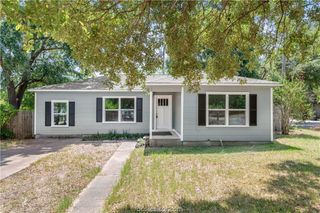 401 Dunn Street, Bryan, TX 77801