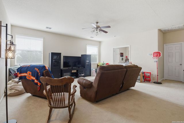 6081 COVERS CV, Schertz, TX 78108