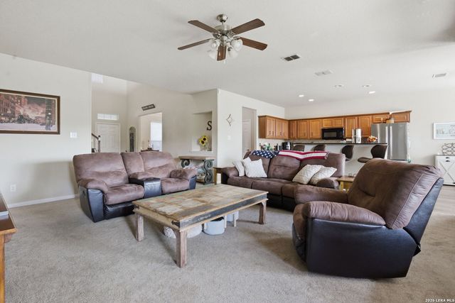 6081 COVERS CV, Schertz, TX 78108