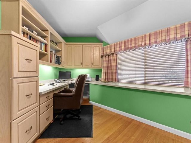 29 Deer Path 29, Hudson, MA 01749