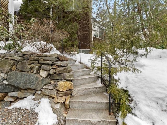 29 Deer Path 29, Hudson, MA 01749