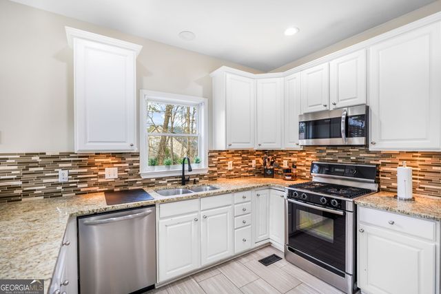 3245 Kittiwake Circle, Peachtree Corners, GA 30092