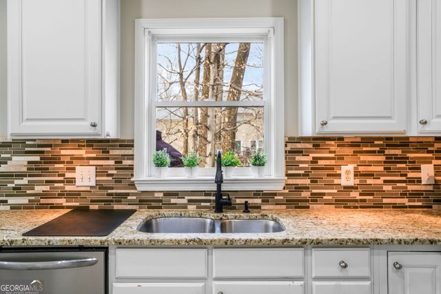 3245 Kittiwake Circle, Peachtree Corners, GA 30092