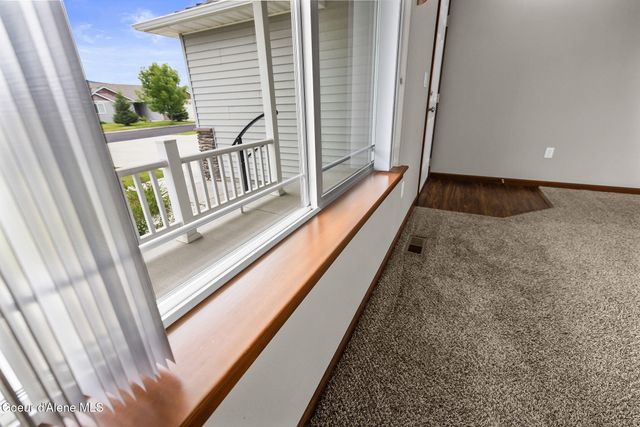 1969 E HIGHWING CT, Post Falls, ID 83854