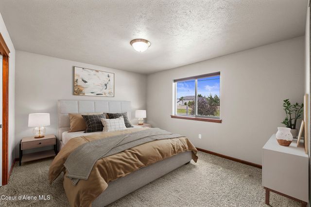 1969 E HIGHWING CT, Post Falls, ID 83854