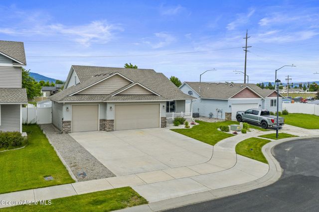 1969 E HIGHWING CT, Post Falls, ID 83854
