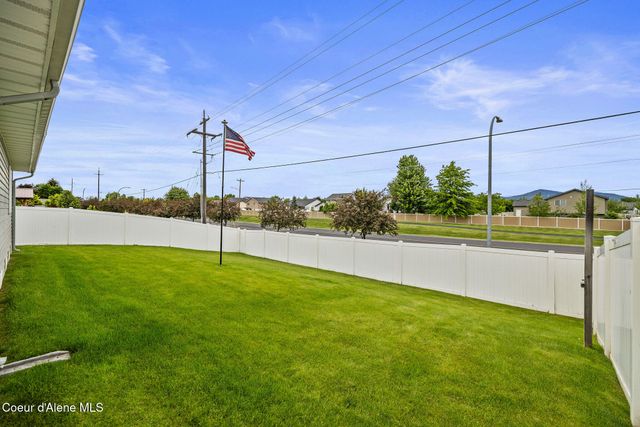1969 E HIGHWING CT, Post Falls, ID 83854