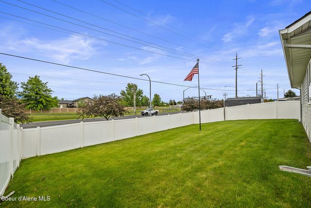 1969 E HIGHWING CT, Post Falls, ID 83854