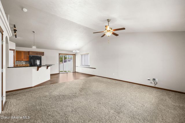 1969 E HIGHWING CT, Post Falls, ID 83854