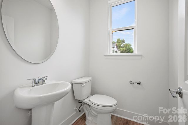 1017 Revival Row, Charlotte, NC 28208