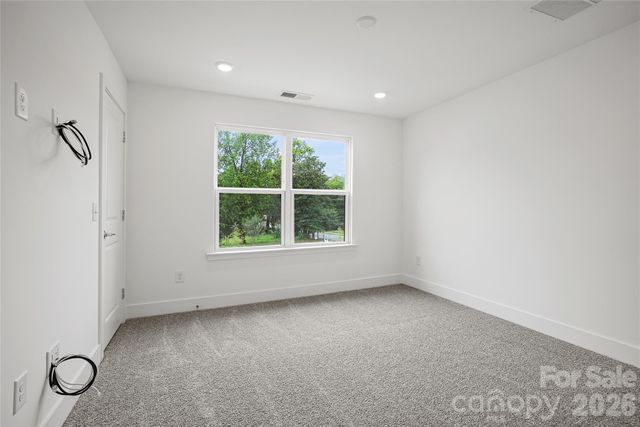 1017 Revival Row, Charlotte, NC 28208