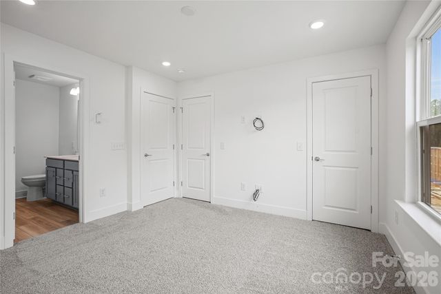 1017 Revival Row, Charlotte, NC 28208
