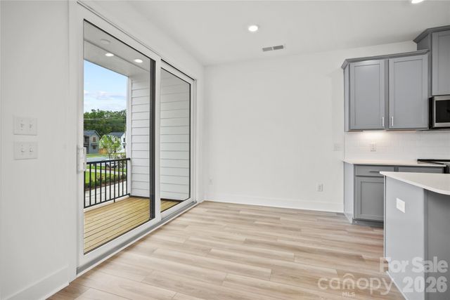 1017 Revival Row, Charlotte, NC 28208