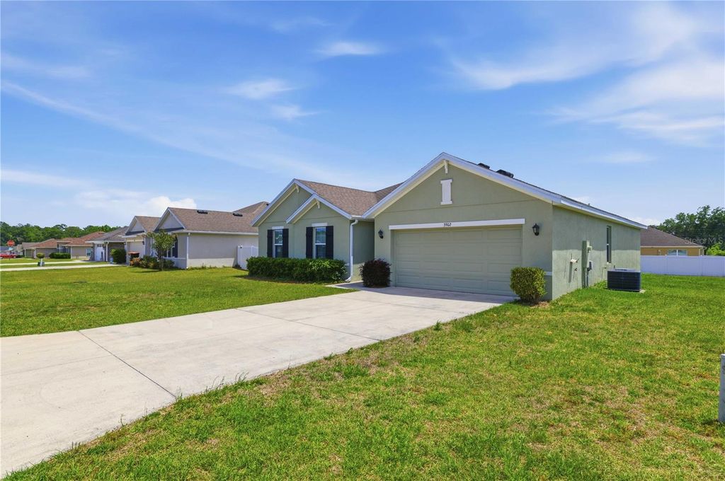 3902 SE 99TH STREET, Belleview, FL 34420