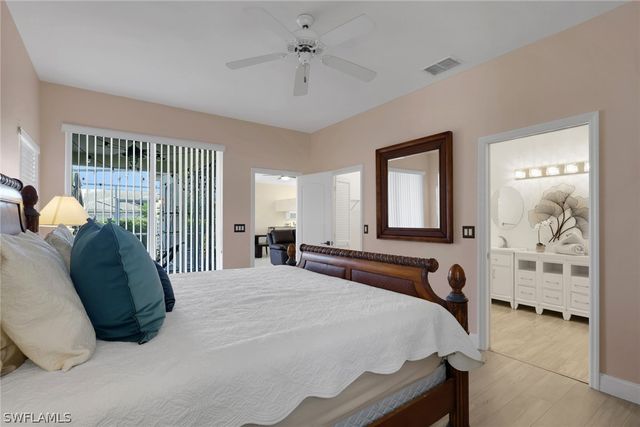 4381 Mistlethrush LN, Naples, FL 34119