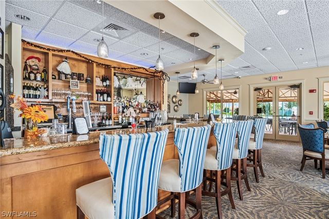 4381 Mistlethrush LN, Naples, FL 34119