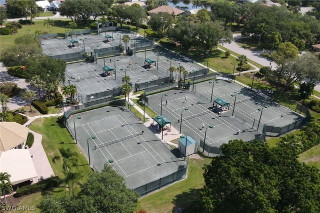 4381 Mistlethrush LN, Naples, FL 34119