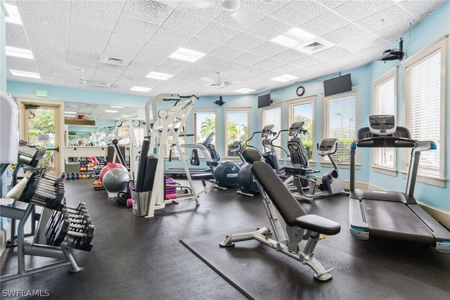 4381 Mistlethrush LN, Naples, FL 34119