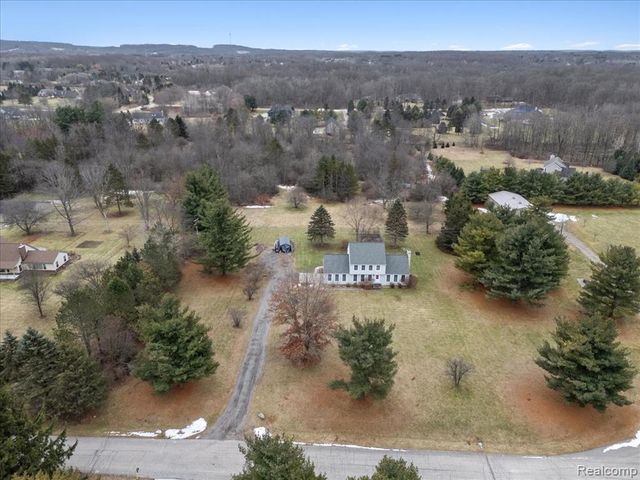 12386 Will Mill Drive, Milford, MI 48380