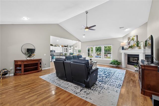 3 Ettington Drive, Bella Vista, AR 72714