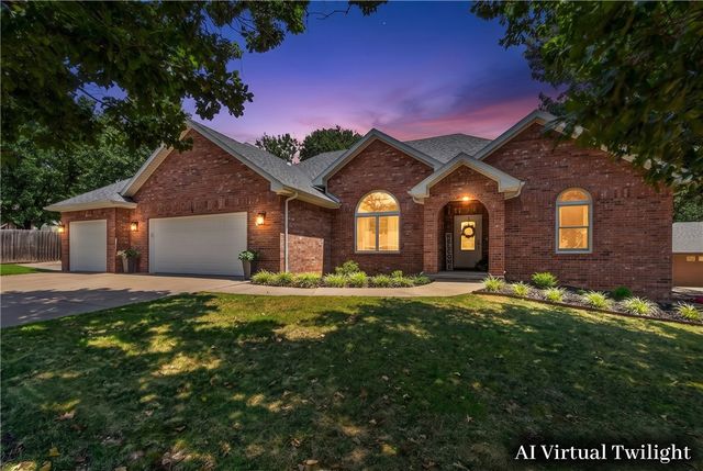 3 Ettington Drive, Bella Vista, AR 72714