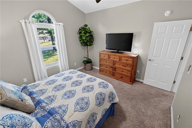 3 Ettington Drive, Bella Vista, AR 72714