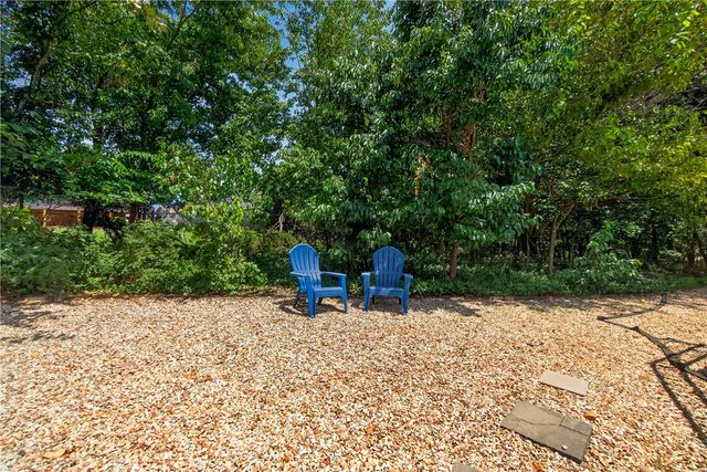 3 Ettington Drive, Bella Vista, AR 72714