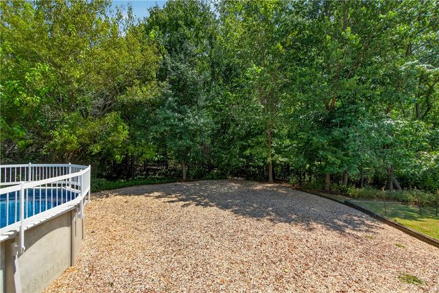 3 Ettington Drive, Bella Vista, AR 72714