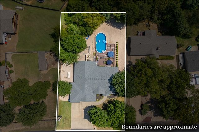 3 Ettington Drive, Bella Vista, AR 72714