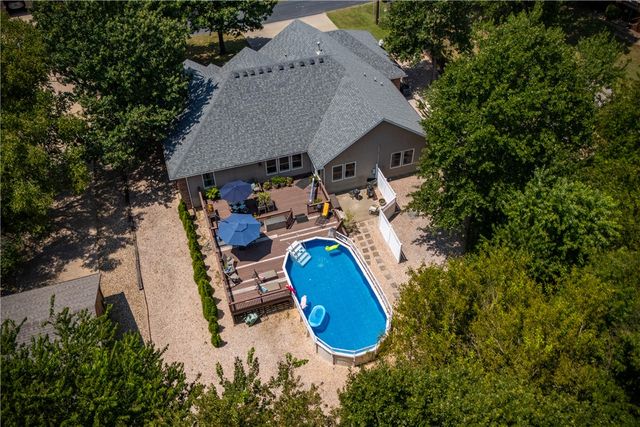 3 Ettington Drive, Bella Vista, AR 72714