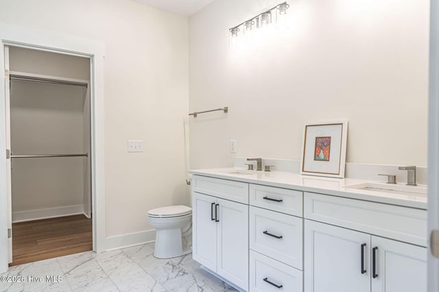 118 Berkshire Court, West End, NC 27376