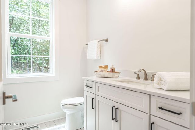 118 Berkshire Court, West End, NC 27376