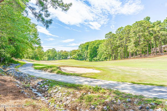 118 Berkshire Court, West End, NC 27376